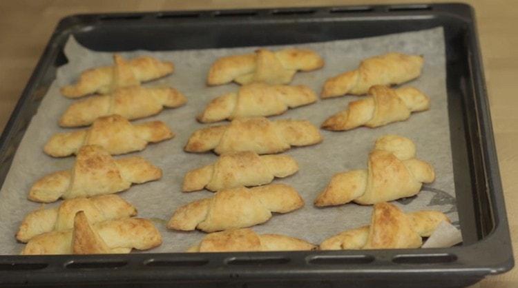 Bagels are baked quickly.