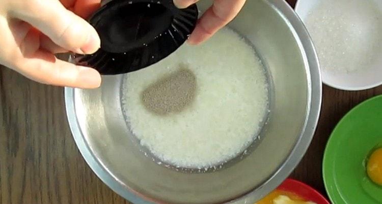 We add yeast to warm kefir.