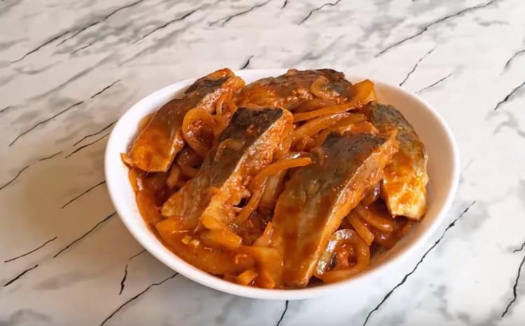 Korean herring can be made more or less sharp by adjusting the infusion time in the marinade.