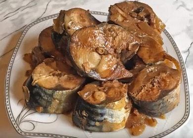 Delicious stewed mackerel: a step by step recipe with photos and videos.