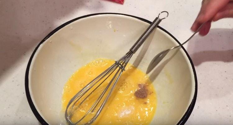 Add vanilla sugar, cinnamon.