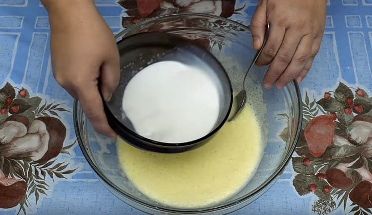 Add milk with yeast.