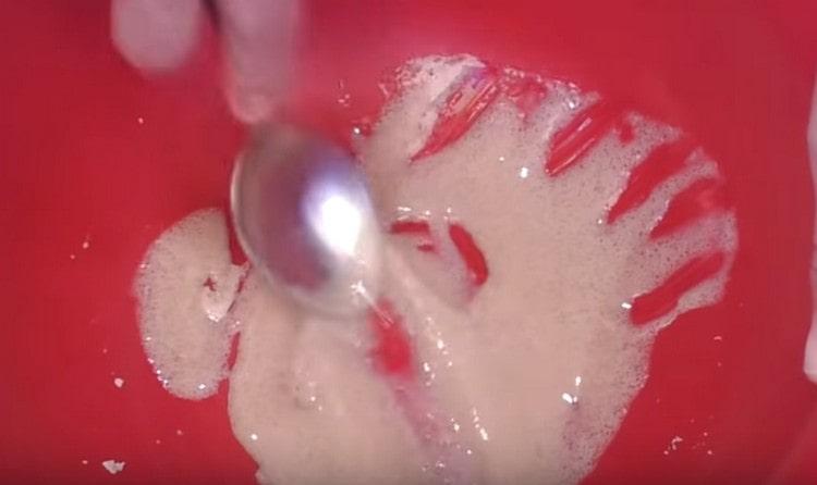 Rub the yeast with sugar.