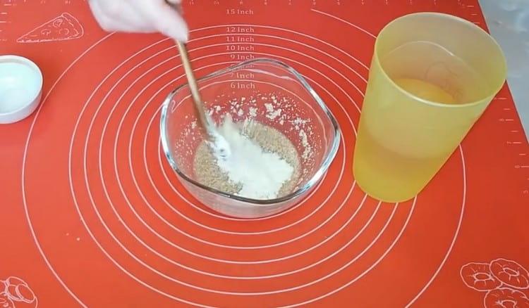 Add a spoonful of flour and mix.