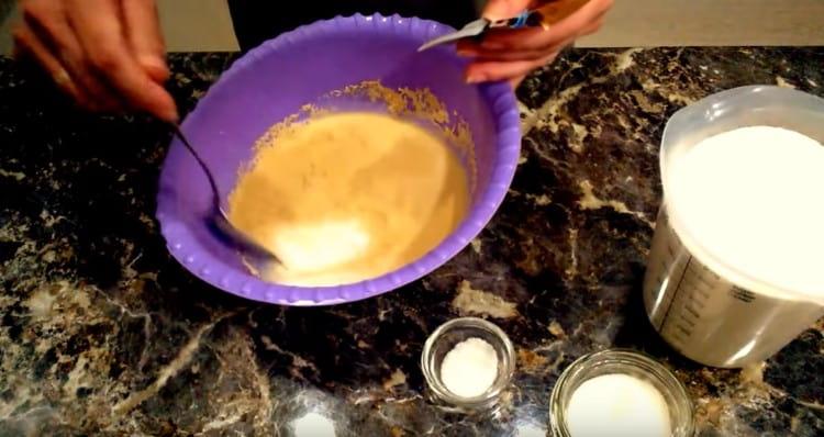 Add dry yeast to the milk.