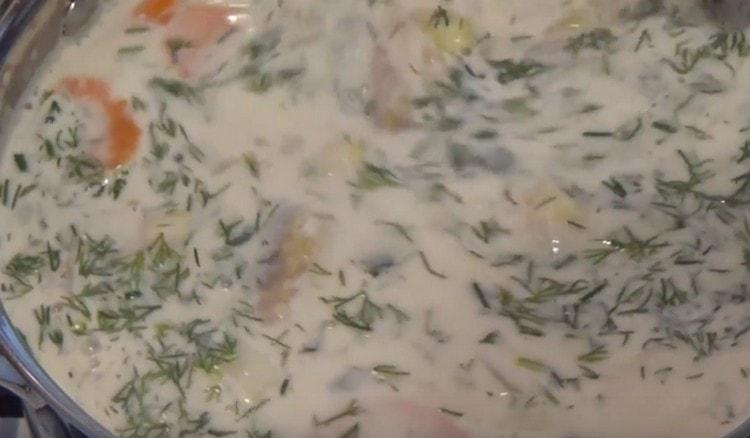 Cod fish soup with cream is ready.