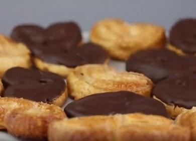 Cookies Puff pastry ears with sugar and icing