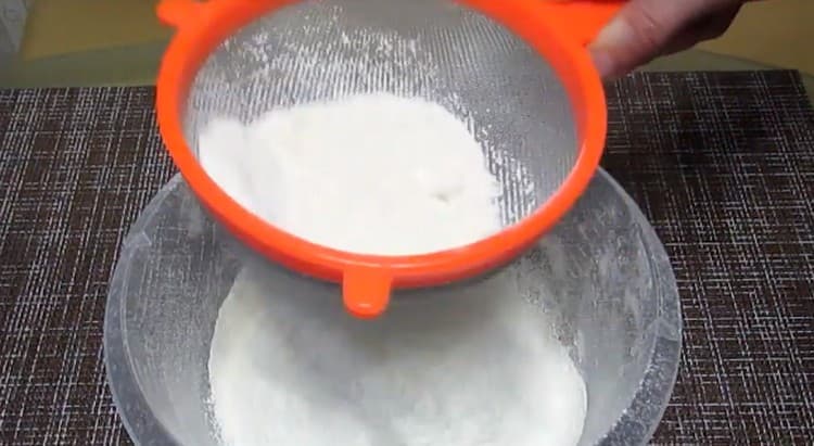 Mix rye flour with wheat.