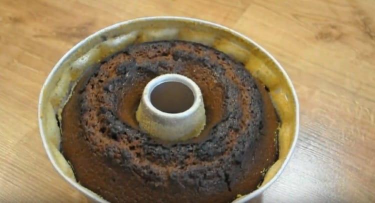 Bake a cupcake in the oven.