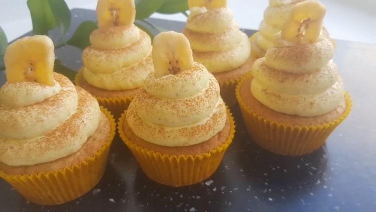banana cupcakes ready