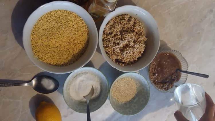 Prepare the ingredients for yeast-free bread