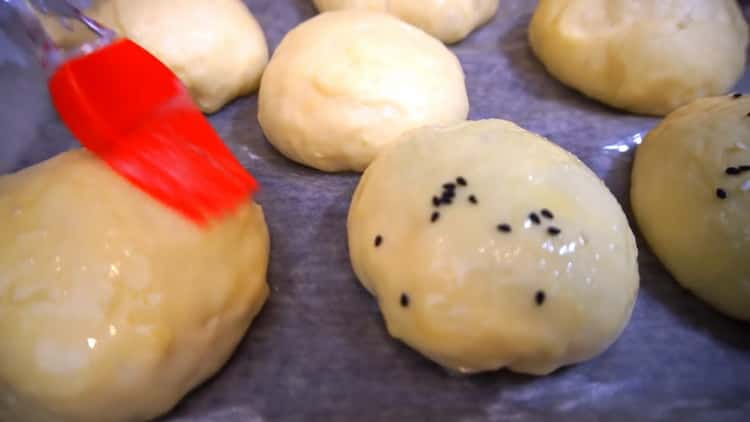 For cooking booths with apples, grease the egg rolls