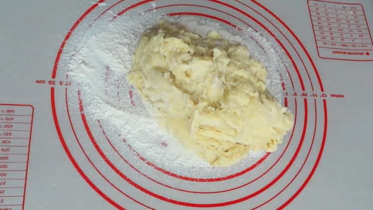 For the preparation of heart buns with sugar. prepare the ingredients