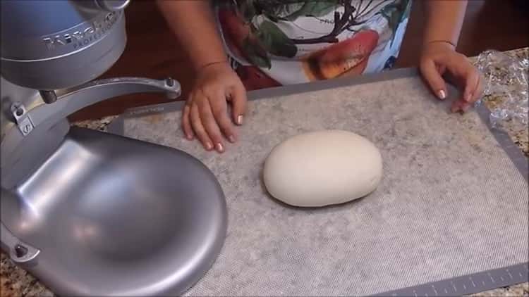 Chouche dough for pasties in boiling water is ready