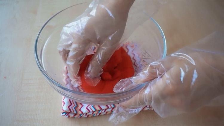 Cupcakes for February 14th, a step-by-step recipe guy with a photo