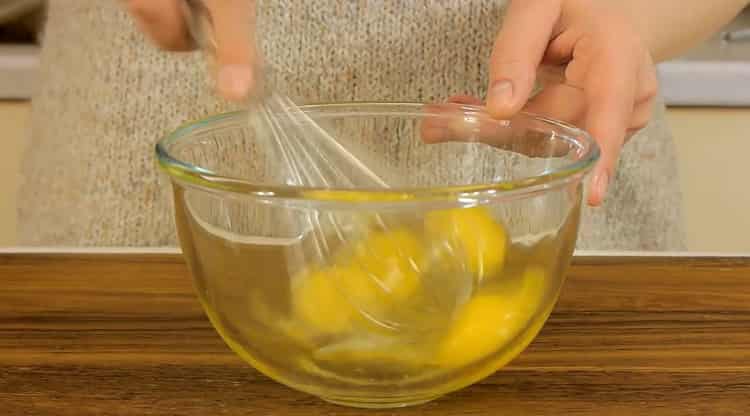 To prepare the capital's cupcake, prepare the ingredients