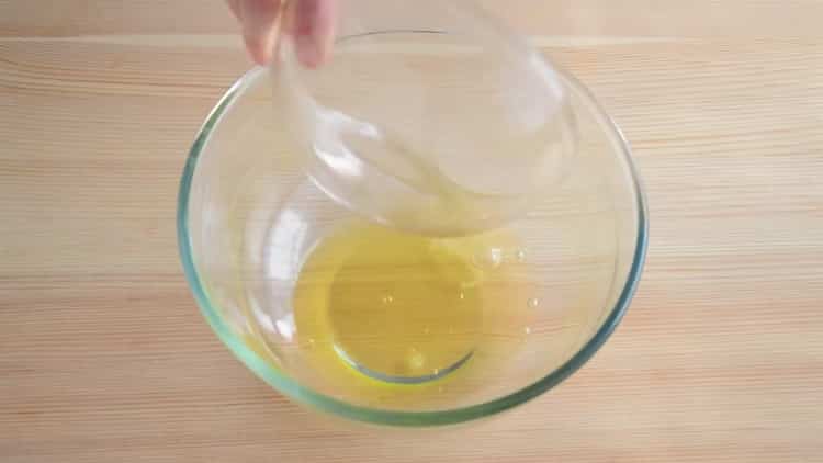 prepare cupcake cream that holds its shape