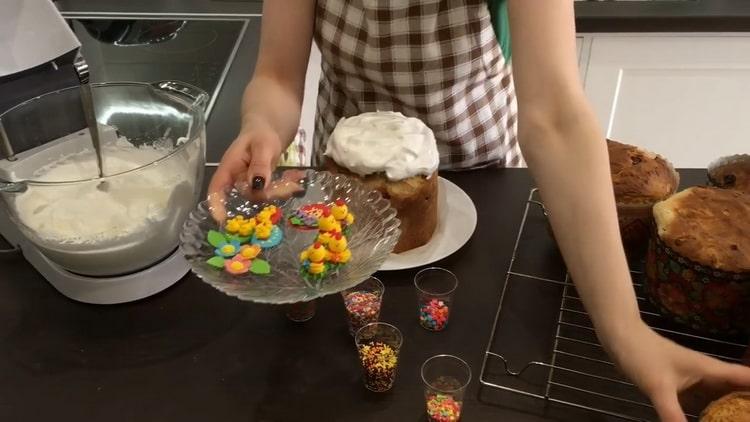 To make a cake with candied fruit, prepare a decoration