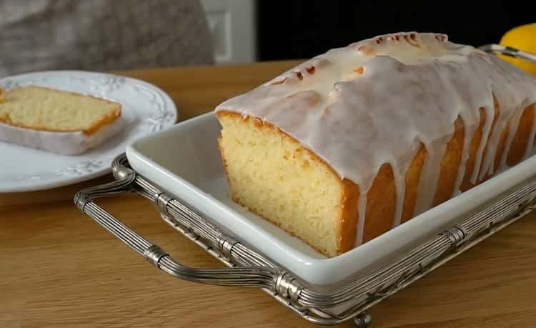 Lemon Cupcake with Lemon Icing - Delicious Like Starbucks