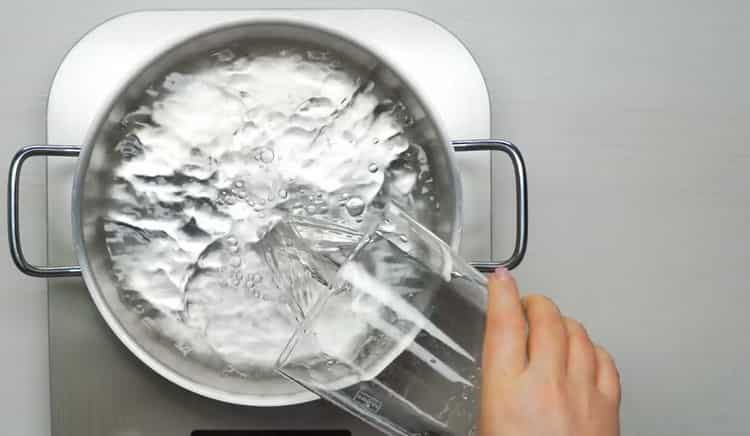 Cooking pasta with cheese in the oven