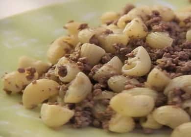 Pasta with minced meat in a pan - recipe for classic navy pasta 🍝