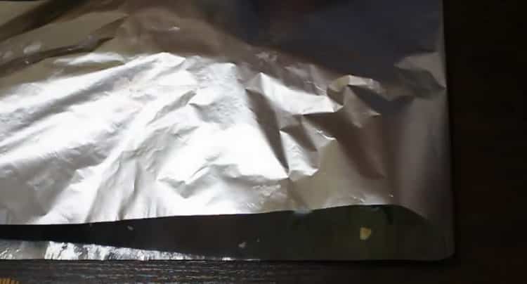 To prepare the sea language in the oven, prepare the foil