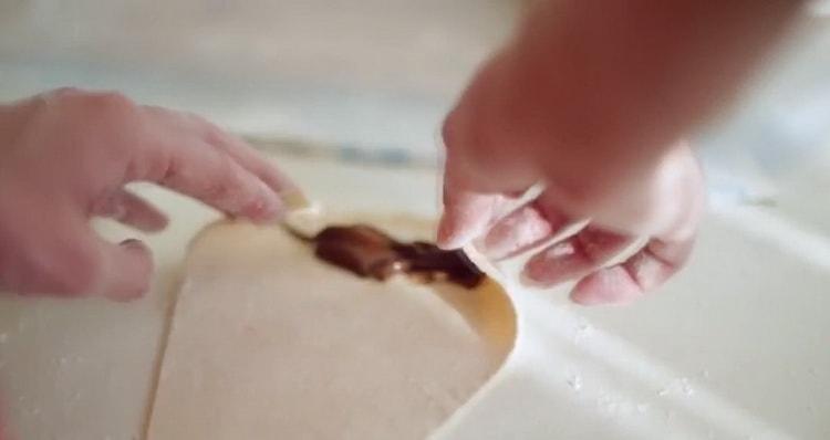 To make croissant filling, make chocolate
