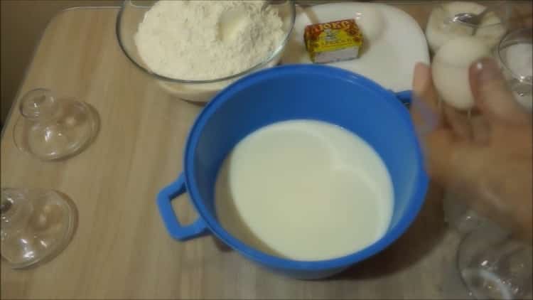 To make pies in a slow cooker, prepare the ingredients