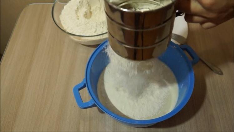 To make pies in a slow cooker, sift flour