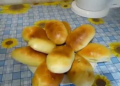 How to learn how to cook delicious pies with jam in the oven