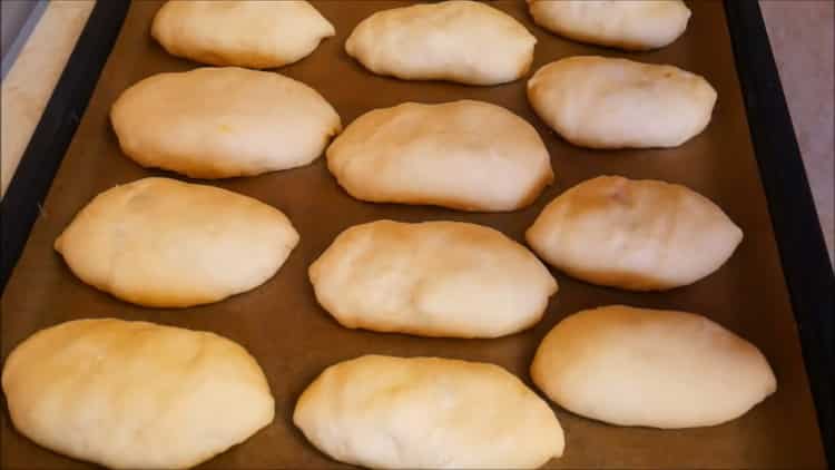 Pumpkin pies: a step by step recipe with photos