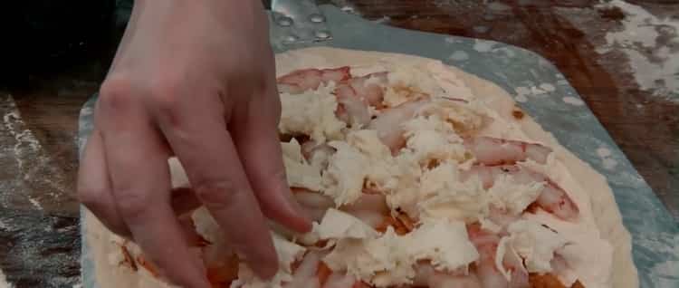 Shrimp pizza: step by step recipe with photo