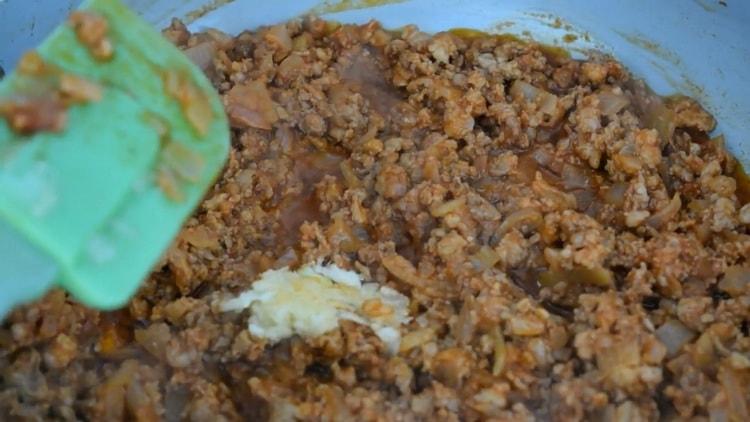 Add the garlic to make the gravy