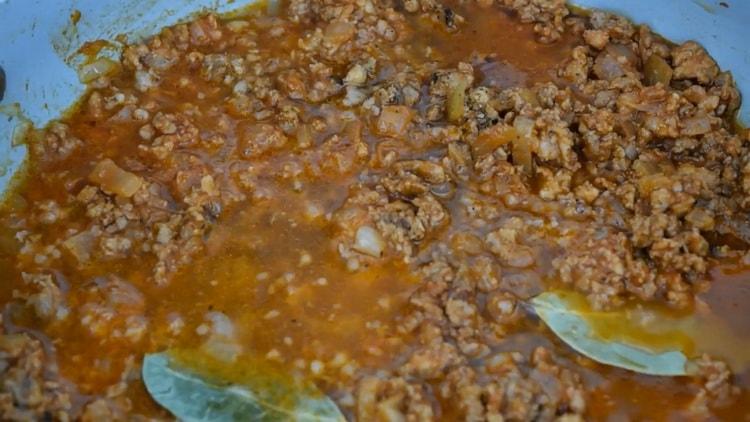 To make the gravy add spices and water