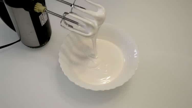 fudge for easter cake is ready