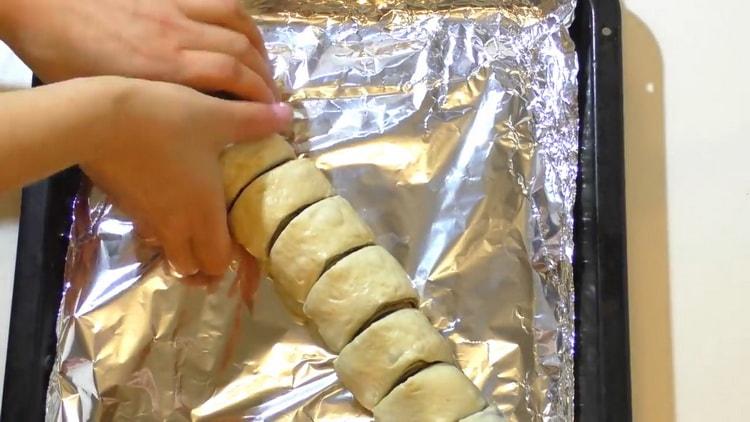 For simple buns, prepare a baking sheet