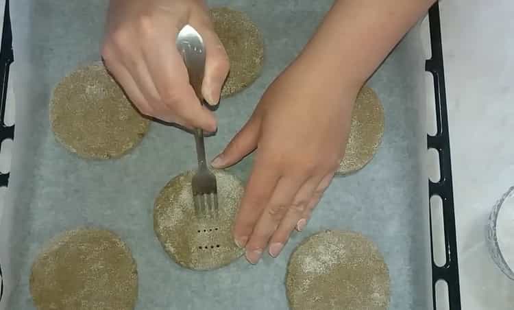 Prepare a baking tray