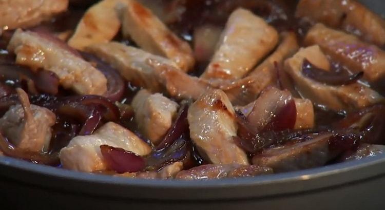 To mix pork with pasta, mix the ingredients