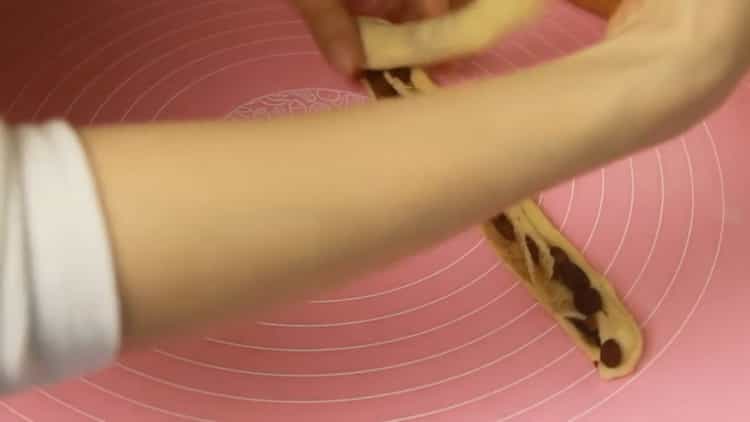 To make buns, cut the blanks