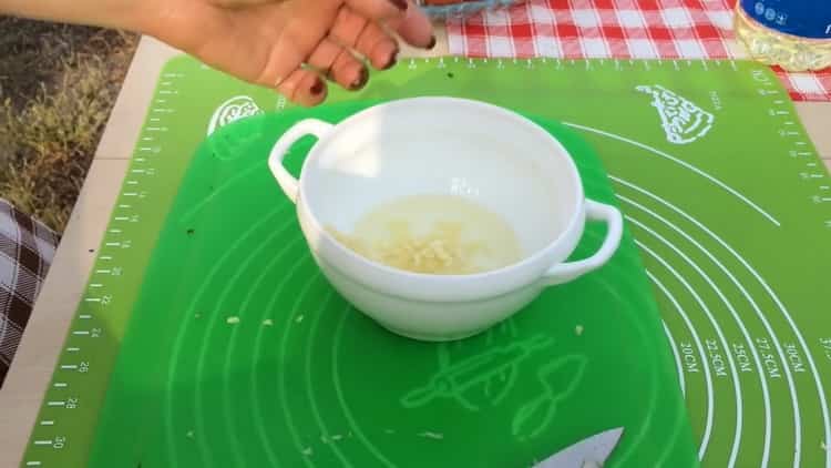 For cooking mackerel on the grill. grate the garlic