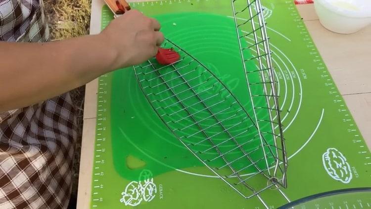 For cooking mackerel on the grill. miss the mold