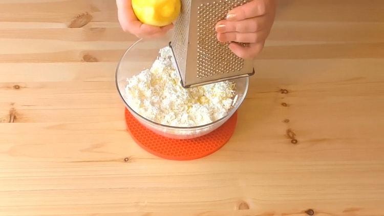 To prepare puff pastry with bargaining, grate zest