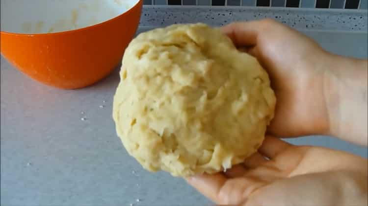Knead the dough for yeast-free pastry dough.