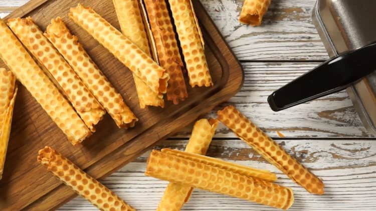 the straws in the waffle iron are ready