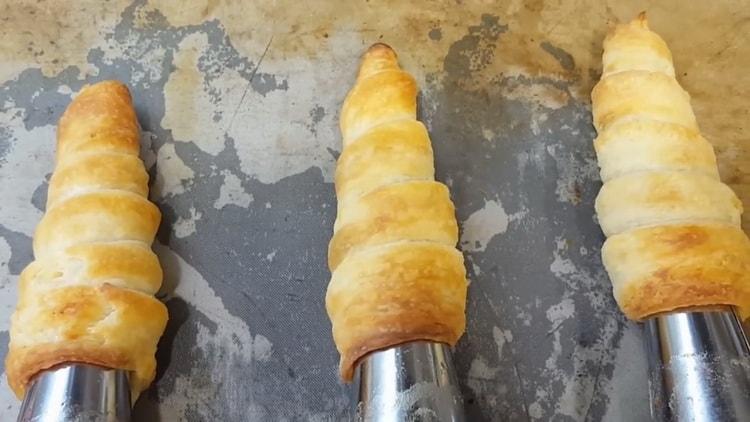 Preheat oven with protein cream