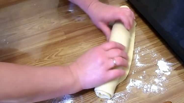 Roll French roll to make French buns