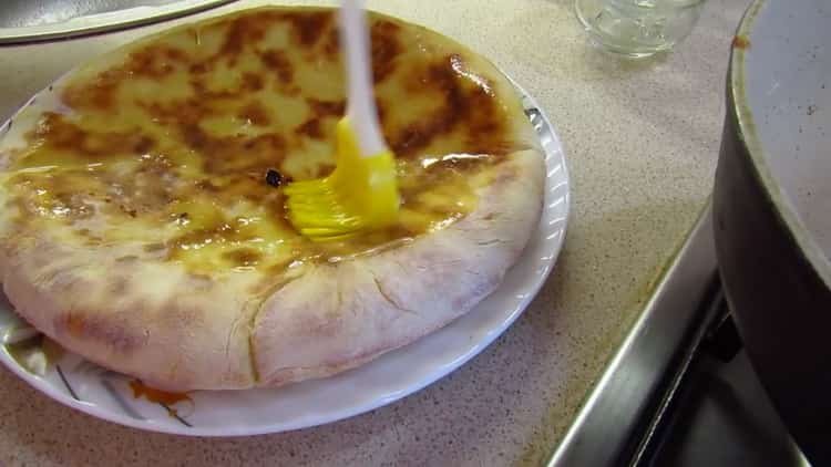 Khachapuri in a pan according to a step by step recipe with photo