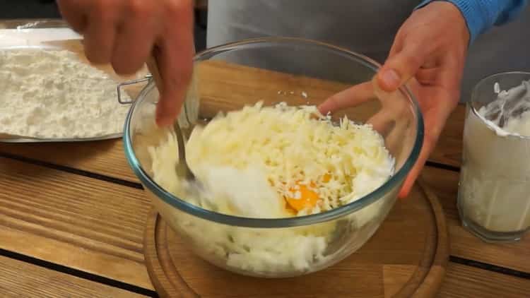 mix the ingredients for khachapuri
