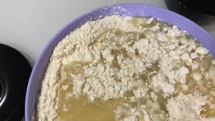 Combine the ingredients to make whey bread.