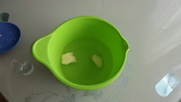 To prepare a crispy pastry for pasties, prepare the ingredients